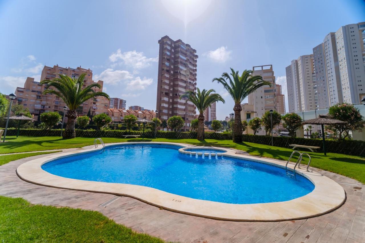 See The Sea Miramar Apartment - 150M To The Beach Бенідорм Екстер'єр фото